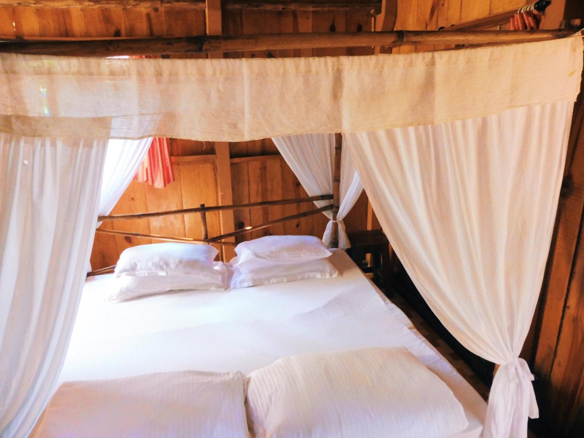 Jamboree Creek Yoga Mandrem Chambre photo